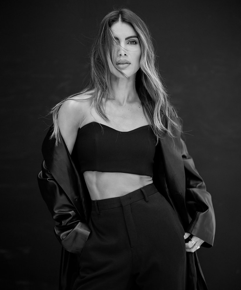 Modelagem de moda feminina, fotos de moda para editorial, sessão de fotos de moda, ensaio fotográfico de beleza, fotos de moda black and white.